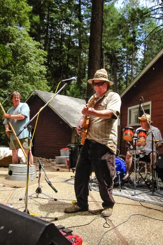 Drew and Friends perform at the Porter Party on Nimshew Ridge, 2012