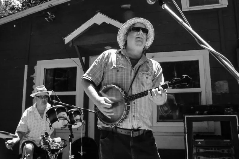 Drew and Friends perform at the Porter Party on Nimshew Ridge, 2012