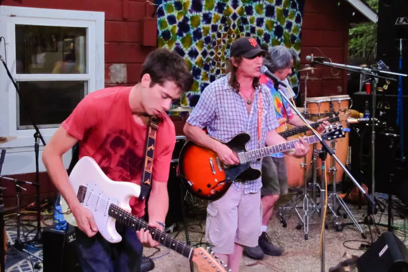 Swamp Zen performs at the Porter Party on Nimshew Ridge, 2012